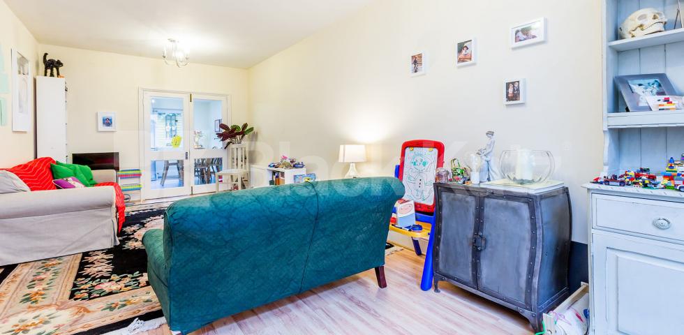 			3 Bedroom, 1 bath, 1 reception Flat			 Rousden Street, Camden 